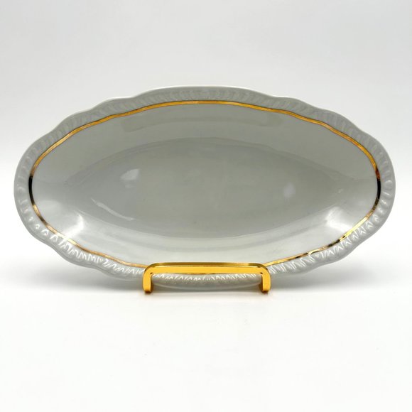 VTG Limoges France White Porcelain Oval Dish With Gold Trim, Elegant Table Decor - Picture 1 of 11
